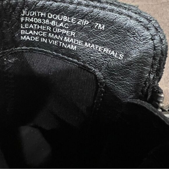 Frye Judith Double Zip Bootie Ankle Boot Heel Black Leather 7M - Picture 11 of 13
